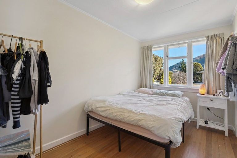 Photo of property in 3a-b Brisbane Street, Queenstown, 9300