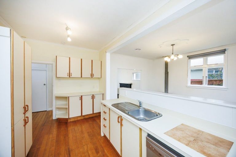 Photo of property in 232 Tremaine Avenue, Highbury, Palmerston North, 4412