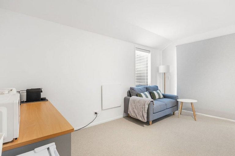 Photo of property in 3 Shipton Court, Lower Shotover, Queenstown, 9304