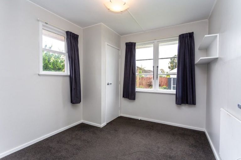 Photo of property in 23 Rowcliffe Crescent, Avonside, Christchurch, 8061