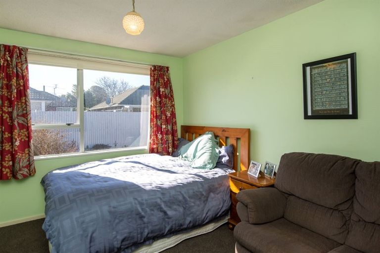 Photo of property in 1 Solway Avenue, Ilam, Christchurch, 8041