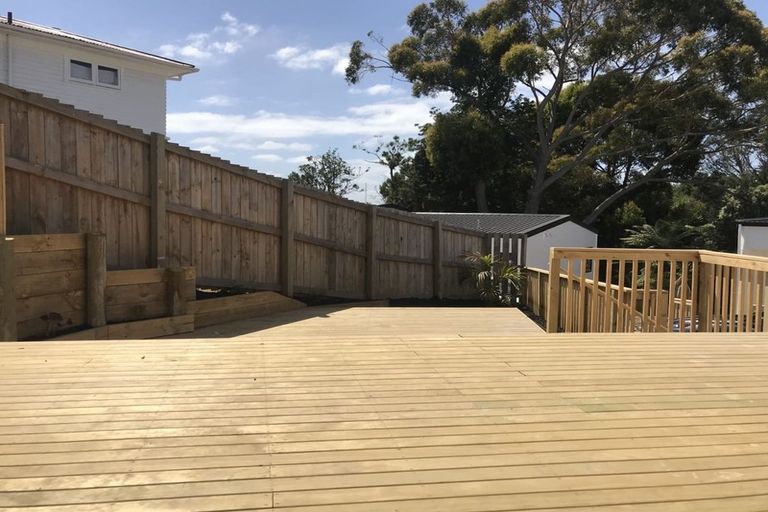 Photo of property in 3 Gamble Way, Massey, Auckland, 0614