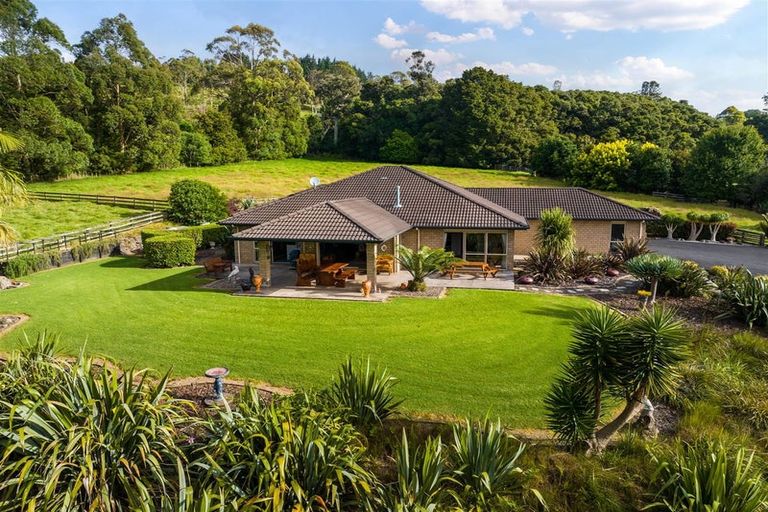 Photo of property in 16 De L'isle Lane, Maungatapere, Whangarei, 0179