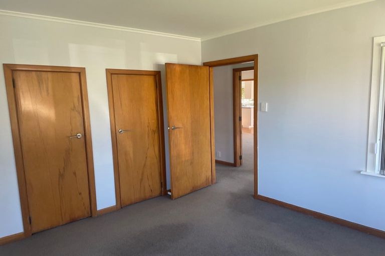 Photo of property in 38 Awaroa Road, Sunnyvale, Auckland, 0612