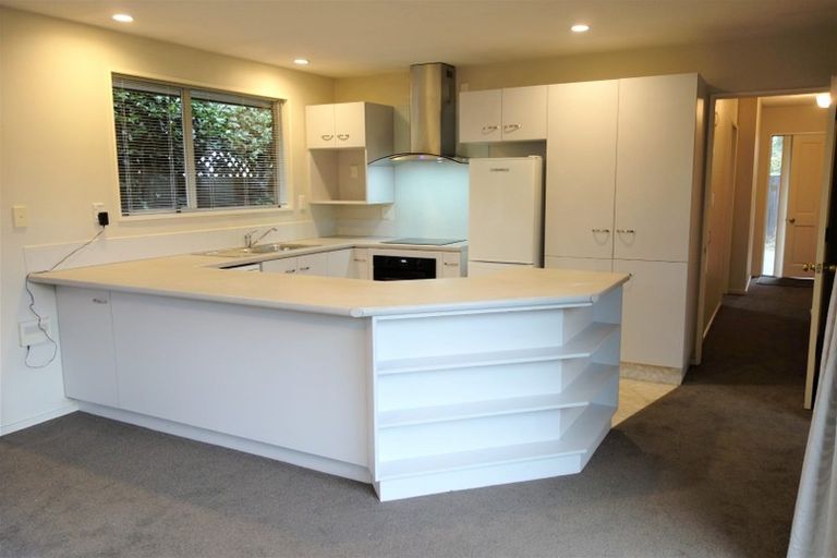 Photo of property in 146 Maidstone Road, Ilam, Christchurch, 8041