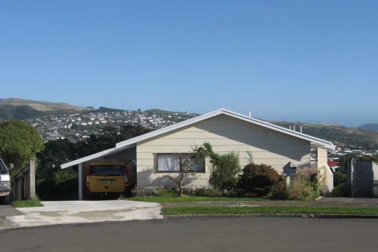 Photo of property in 25 Pennant Grove, Titahi Bay, Porirua, 5022