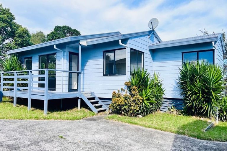 Photo of property in 175 Finlayson Avenue, Clendon Park, Auckland, 2103