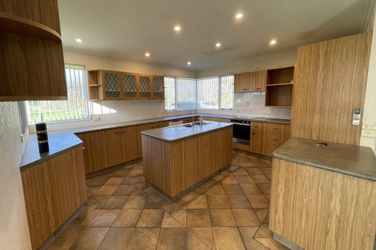 Photo of property in 77 Johnstone Street, Tinwald, Ashburton, 7774