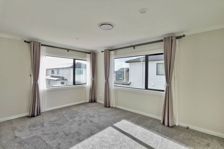 Photo of property in 34 Myland Drive, Hobsonville, Auckland, 0616