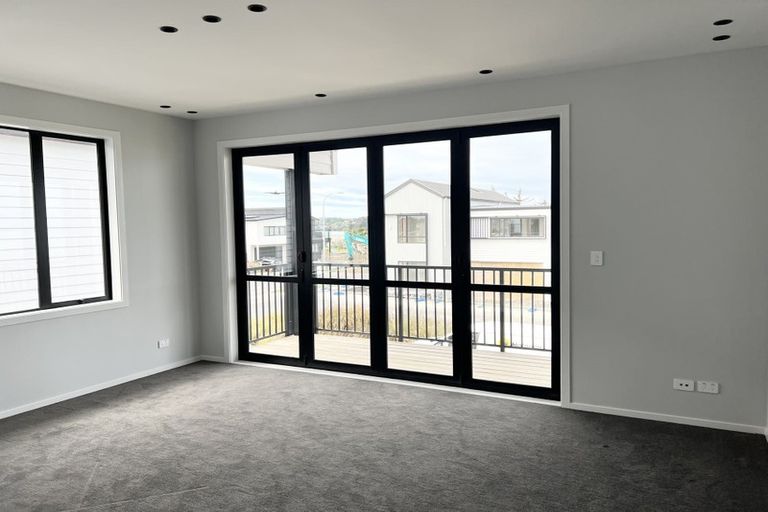 Photo of property in 3 Turbine Way, Hobsonville, Auckland, 0616