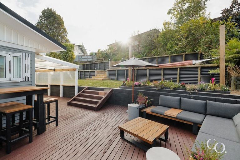 Photo of property in 14 Kingswood Road, Brookfield, Tauranga, 3110