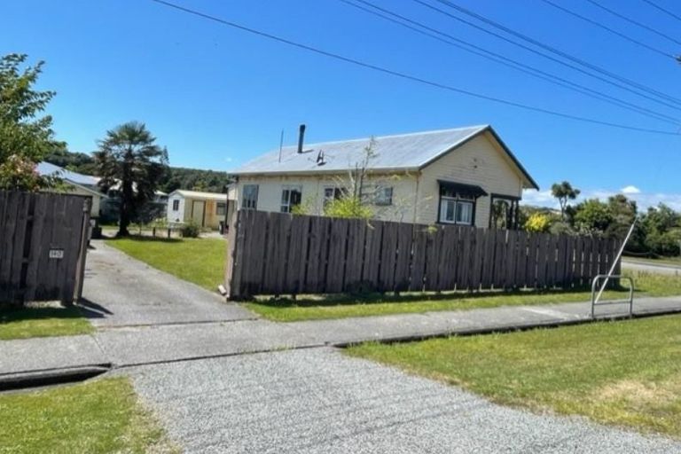 Photo of property in 140 Park Street, Hokitika, 7810