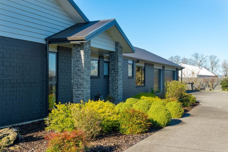 Photo of property in 27 Chamberlain Road, Masterton, 5888