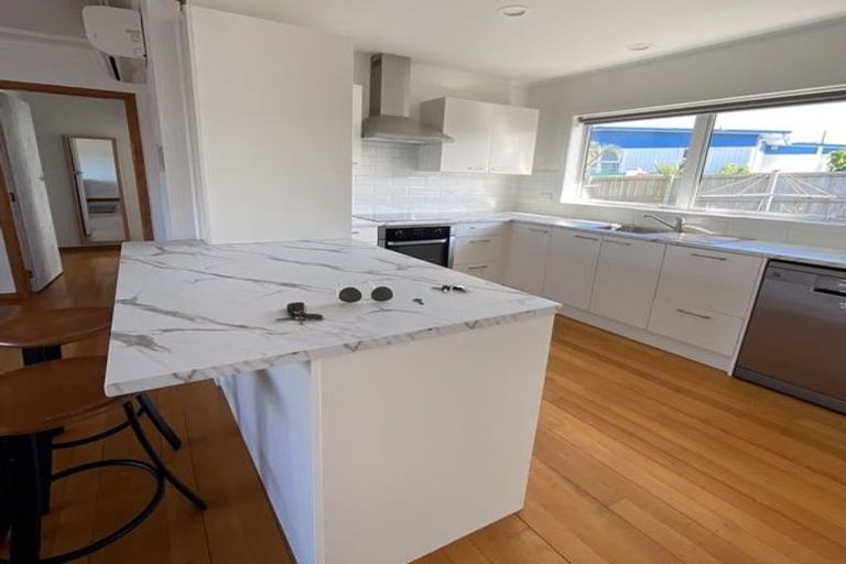 Photo of property in 369 Maunganui Road, Mount Maunganui, 3116
