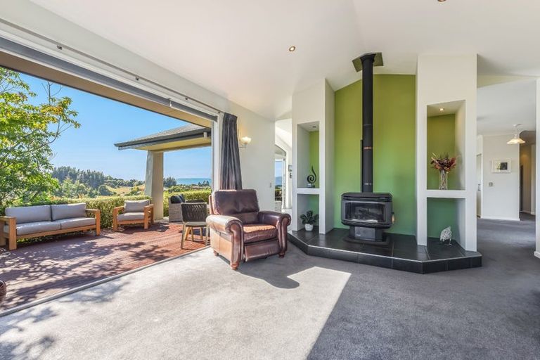 Photo of property in 69 Chaytor Road, Upper Moutere, 7173