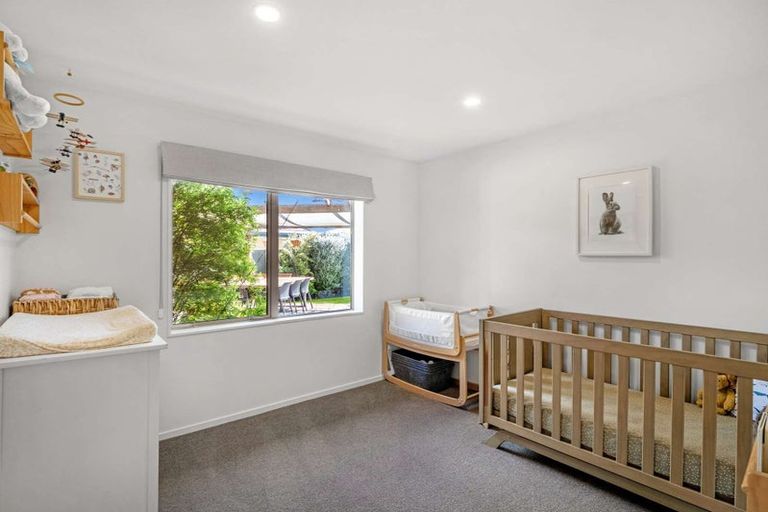 Photo of property in 8 Te Aika Street, Marshland, Christchurch, 8083