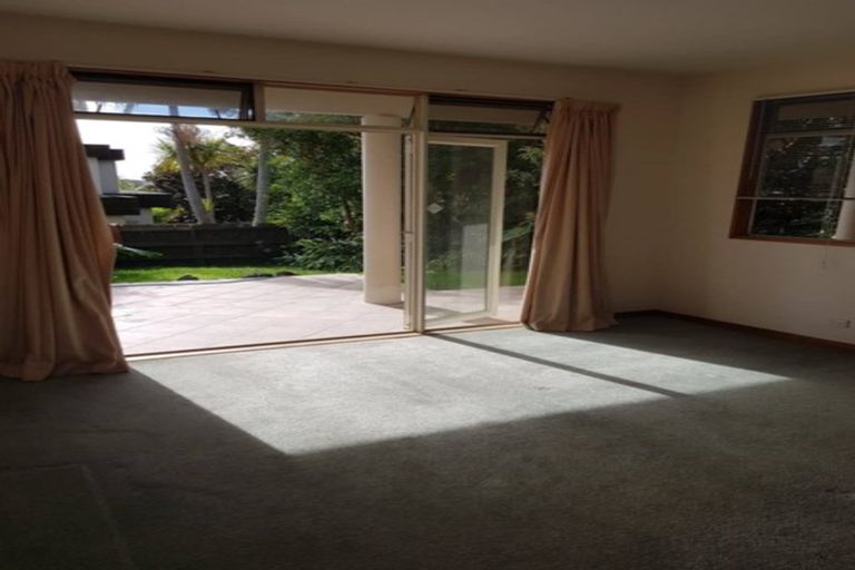 Photo of property in 82 Park Rise, Campbells Bay, Auckland, 0630