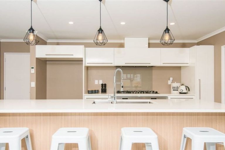 Photo of property in 114 Amesbury Drive, Churton Park, Wellington, 6037