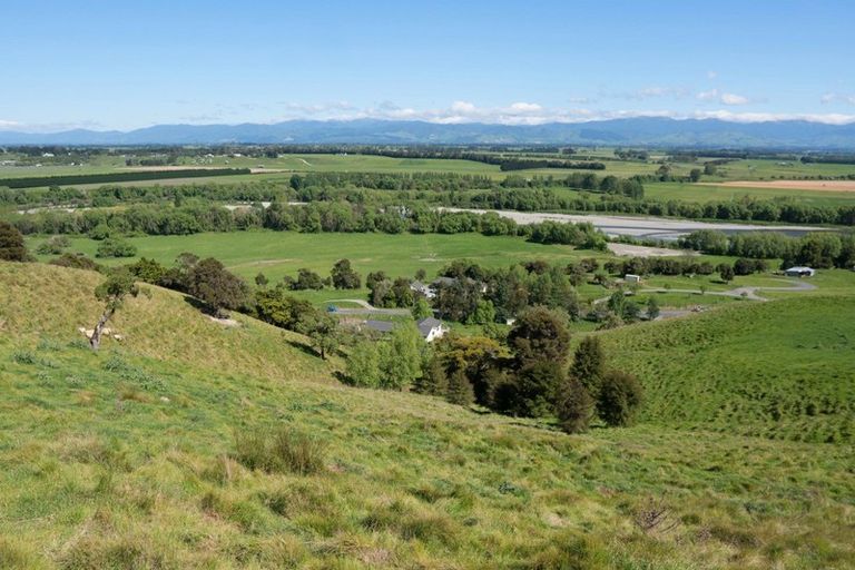 Photo of property in 811 Te Whiti Road, Te Whiti, Masterton, 5884