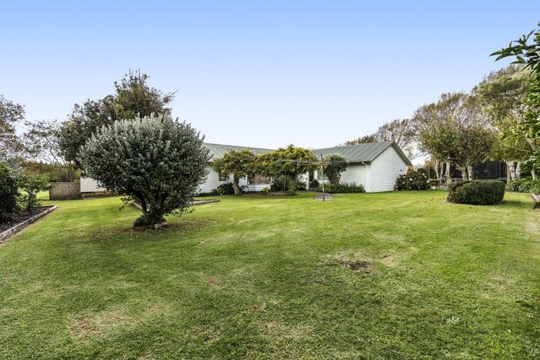 Photo of property in 484 Corbett Road, Lepperton, New Plymouth, 4373