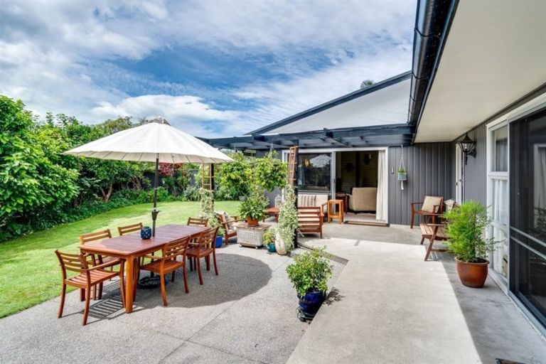 Photo of property in 20 Kent Terrace, Taradale, Napier, 4112