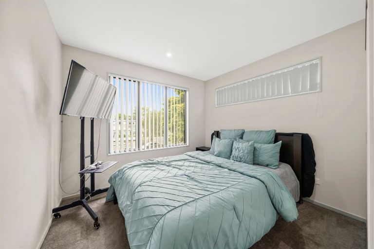 Photo of property in 11a Kent Road, Manurewa, Auckland, 2102