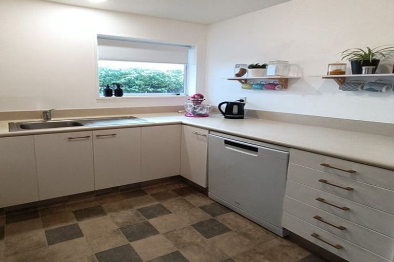 Photo of property in 154b Seaview Road, New Brighton, Christchurch, 8061