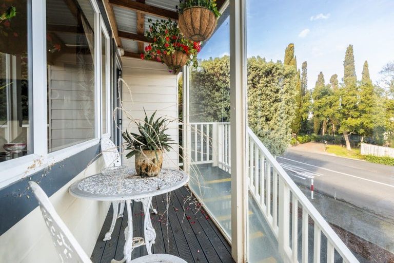 Photo of property in 32 France Road, Bluff Hill, Napier, 4110