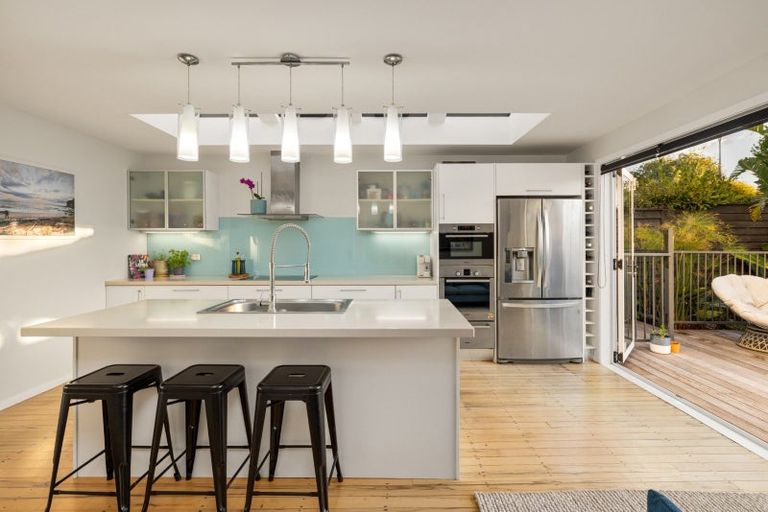 Photo of property in 24 Claremont Terrace, Otumoetai, Tauranga, 3110