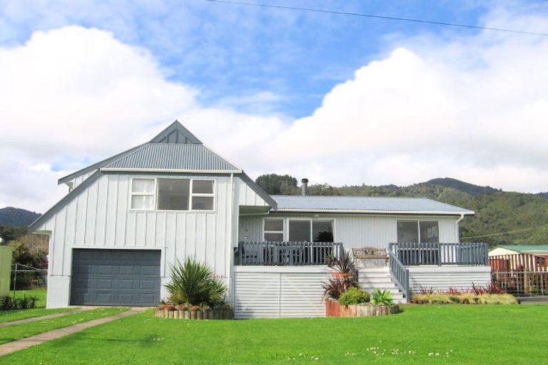 Photo of property in 30 Seaview Avenue, Te Puru, Thames, 3575