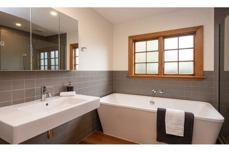 Photo of property in 157 Innes Road, St Albans, Christchurch, 8052