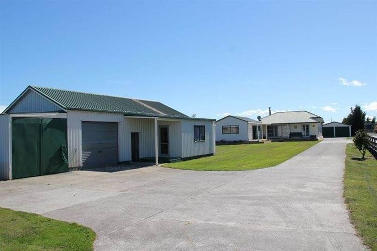 Photo of property in 241 Bremner Road, Karaka, Drury, 2113