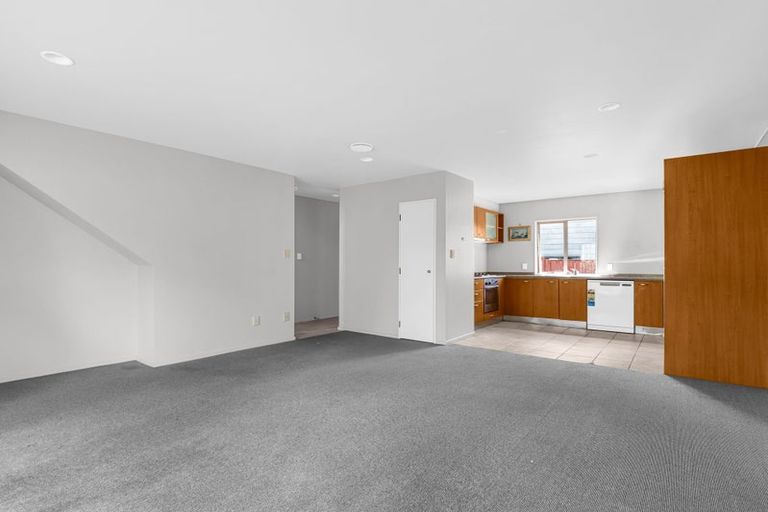 Photo of property in 50a Arawa Street, New Lynn, Auckland, 0600