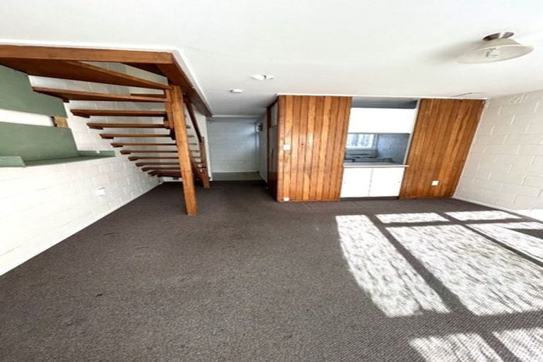 Photo of property in 267 Massey Road, Mangere East, Auckland, 2024