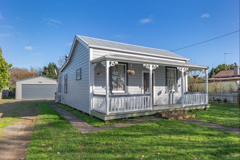 Photo of property in 42 Ballance Street, Shannon, 4821