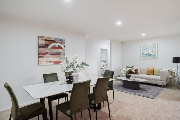 Photo of property in 3 Fleetwood Drive, Henderson, Auckland, 0612