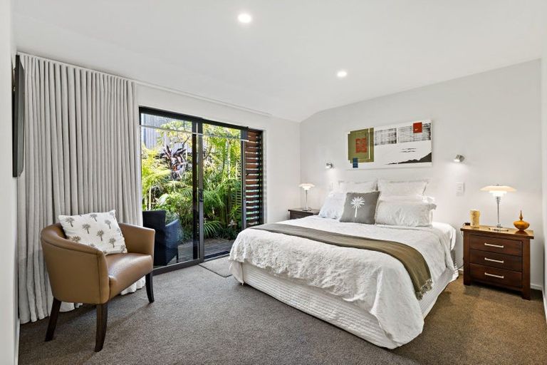 Photo of property in 2/16 Marama Street, Castor Bay, Auckland, 0620