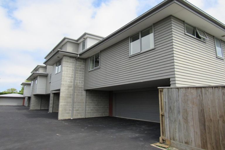 Photo of property in 172c Edgeware Road, Edgeware, Christchurch, 8013