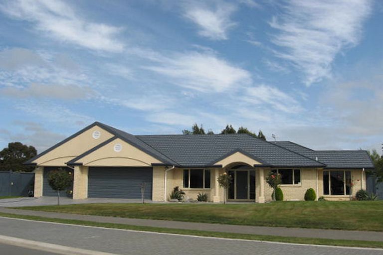 Photo of property in 1 Birchlea Court, Prebbleton, 7604