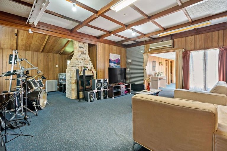 Photo of property in 142 Great South Road, Manurewa, Auckland, 2102