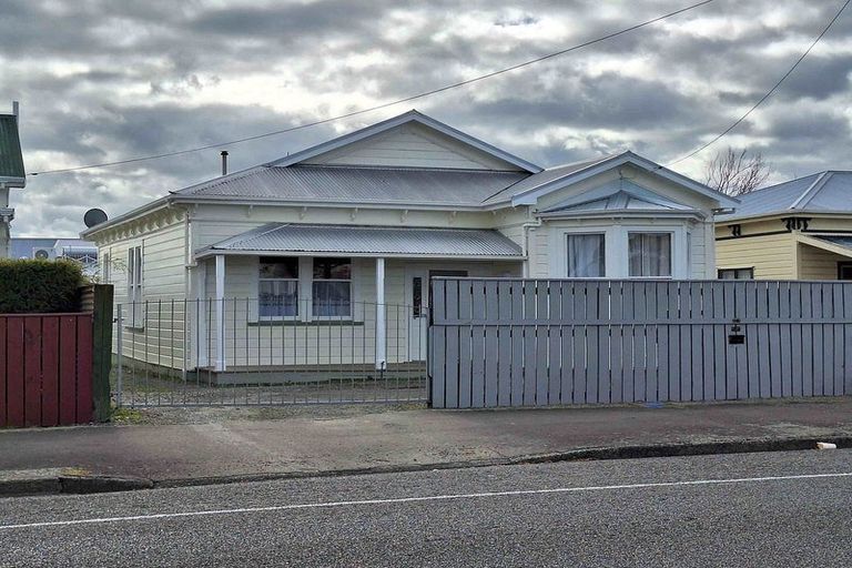 Photo of property in 219 Ferguson Street, Palmerston North, 4410