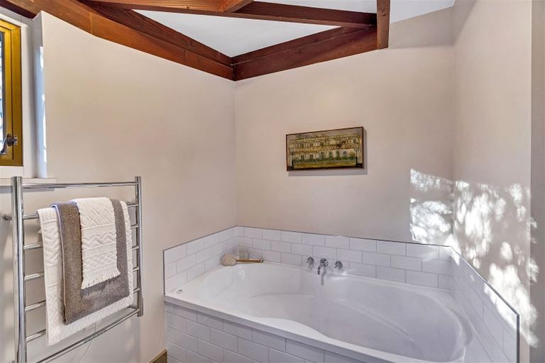 Photo of property in 26a Dunrobin Place, Avonhead, Christchurch, 8042