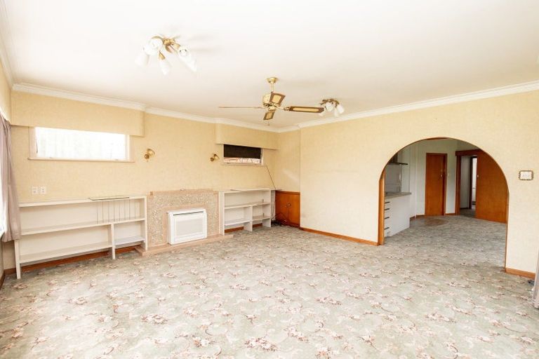 Photo of property in 63 Pipiroa Road, Ngatea, 3503