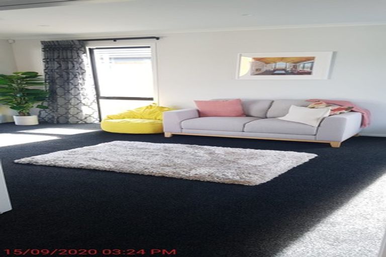 Photo of property in 2 Reuben Avenue, Rolleston, 7615