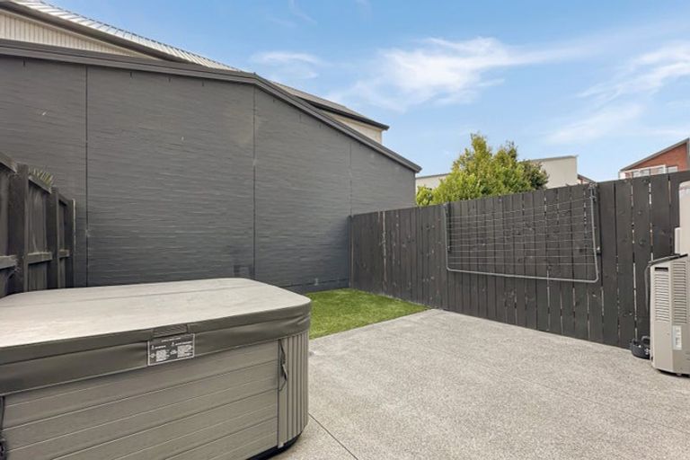 Photo of property in 12 Eyton Kay Road, Hobsonville, Auckland, 0616
