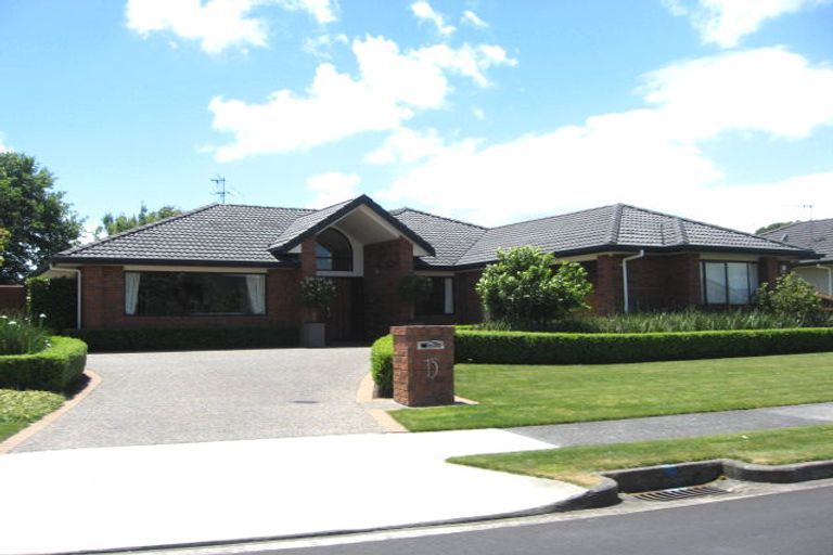 Photo of property in 15 Moss Crescent, Takanini, 2112