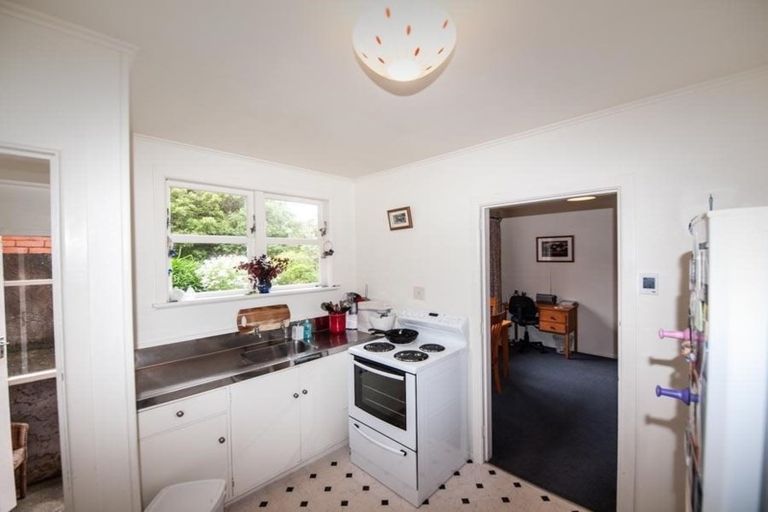 Photo of property in 11 Braemar Terrace, Johnsonville, Wellington, 6037