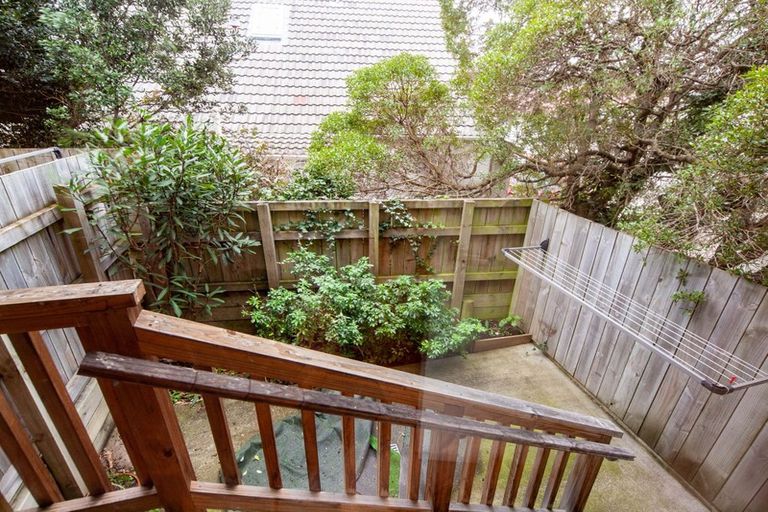 Photo of property in 2/11 Gordon Place, Newtown, Wellington, 6021
