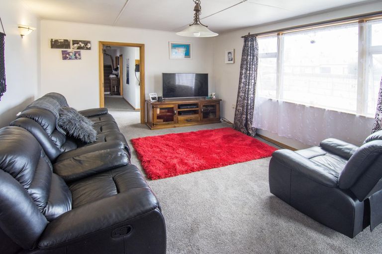 Photo of property in 2 Iorns Street, Masterton, 5810