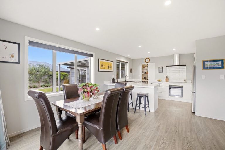 Photo of property in 12 Claremont Crescent, Amberley, 7410